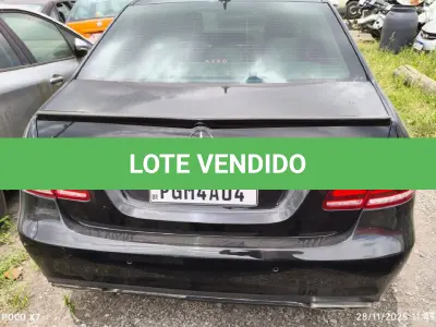 LOTE 008 - Automóvel Mercedes Benz - Modelo 2014 / E 350