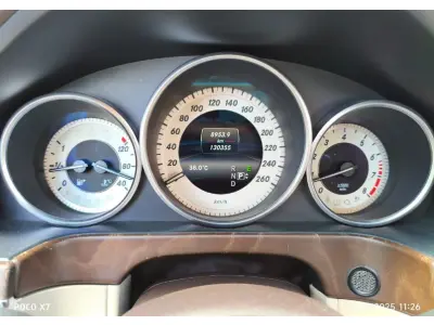 LOTE 008 - Automóvel Mercedes Benz - Modelo 2014 / E 350