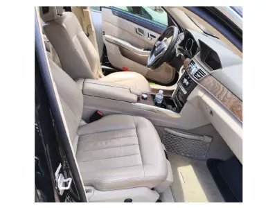 LOTE 008 - Automóvel Mercedes Benz - Modelo 2014 / E 350